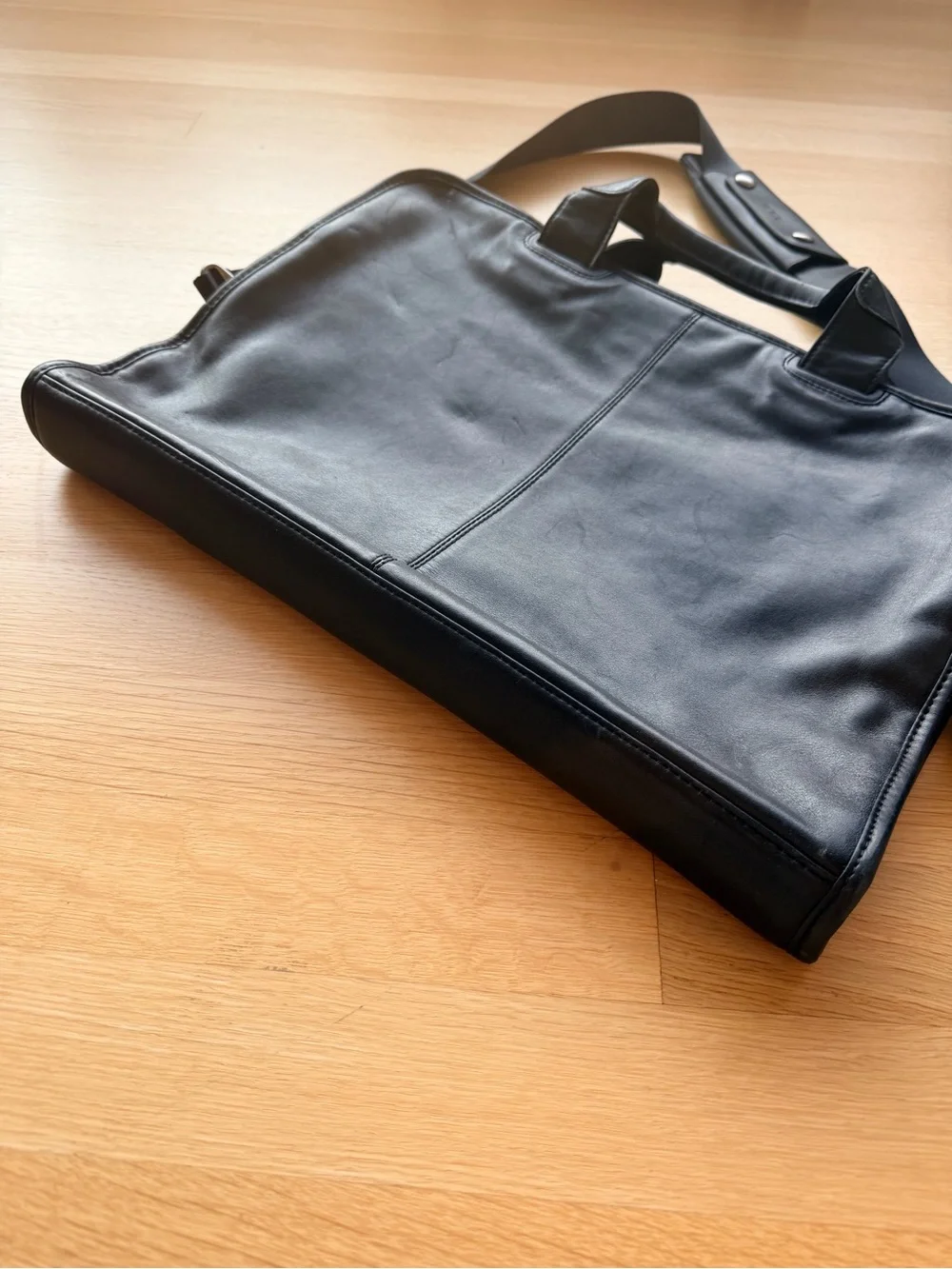 Tumi Alpha 2 Briefcase, Black Leather